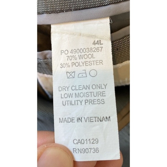 Michael Kors 2 Piece Pin Stripe Suit Size 44L Men’s Black - Picture 6 of 14